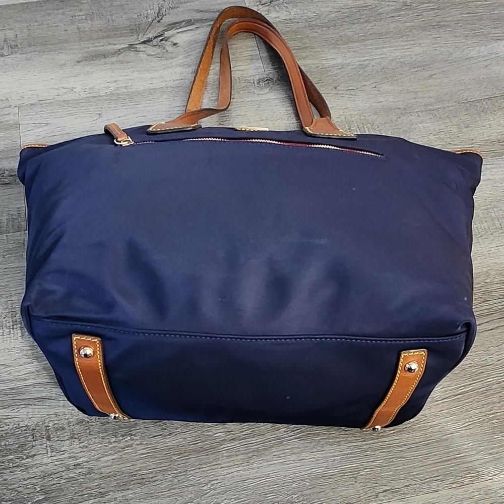 Dooney & Bourke Wayfarer Tote - Picture 4 of 11